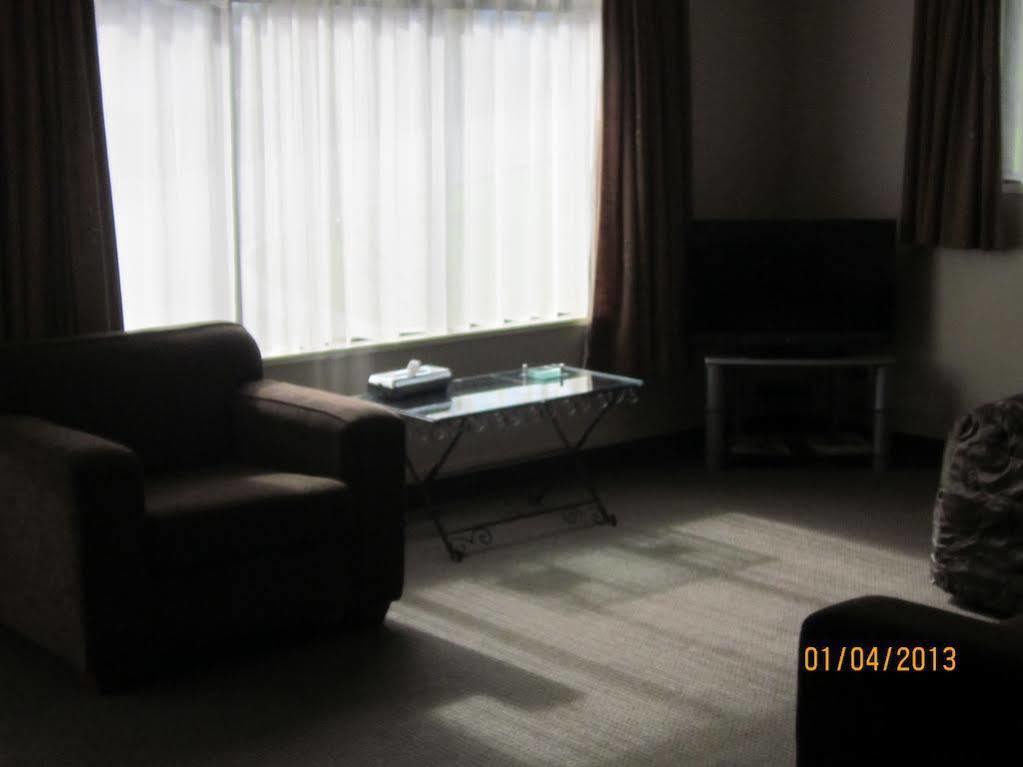 Bonnie Knights Motel Mosgiel Exterior photo