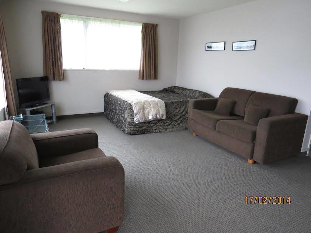 Bonnie Knights Motel Mosgiel Exterior photo